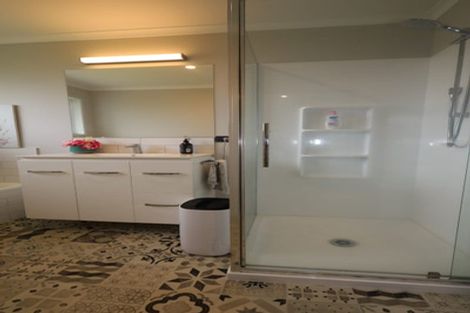 Photo of property in 4 Kihona Rise, Pyes Pa, Tauranga, 3112