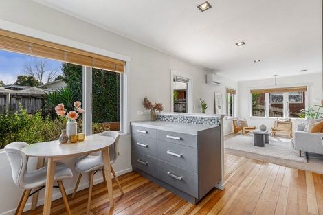 Photo of property in 13a Kinvig Place, Ranui, Auckland, 0612