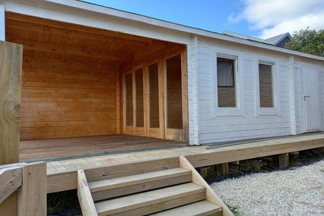 Photo of property in 16 Massine Place, Randwick Park, Auckland, 2105