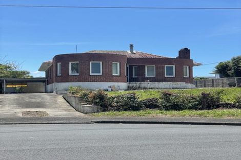 Photo of property in 7 Springbank Lane, Te Atatu Peninsula, Auckland, 0610