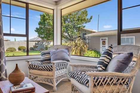 Photo of property in 89 High Street, Oxford, 7430