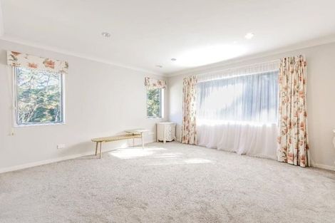 Photo of property in 54 Harrowglen Drive, Northcross, Auckland, 0630