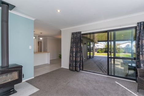 Photo of property in 74a Park Road, Carterton, 5713