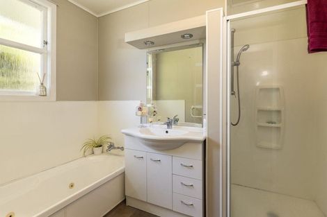 Photo of property in 11 Washington Crescent, Redwoodtown, Blenheim, 7201