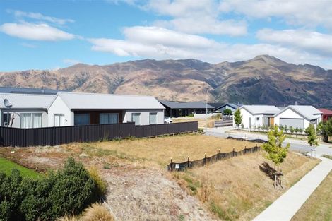 Photo of property in 1 Scurr Terrace, Wanaka, 9305