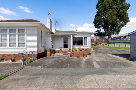Photo of property in 6 Station Street, Tirau, 3410