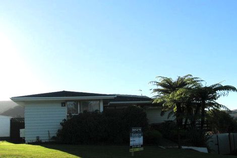 Photo of property in 56 Holborn Drive, Stokes Valley, Lower Hutt, 5019