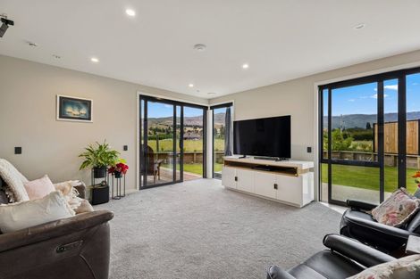 Photo of property in 93 Magnum Drive, Cromwell, 9310