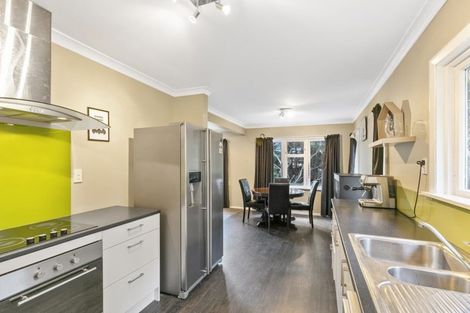 Photo of property in 38 Hine Road, Wainuiomata, Lower Hutt, 5014