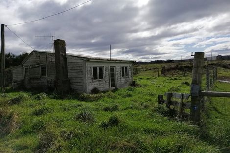 Photo of property in 112 Grove Burn Road, Tuatapere, 9691