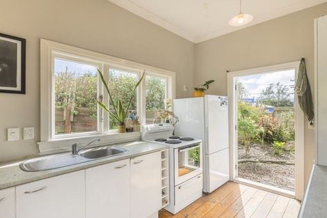 Photo of property in 69 Waimea Road, Waikanae Beach, Waikanae, 5036