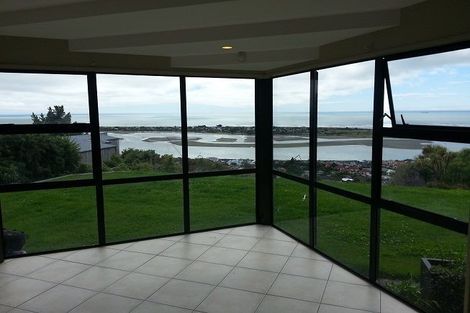 Photo of property in 10 Dunkeld Lane, Redcliffs, Christchurch, 8081