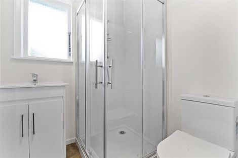 Photo of property in 1 Sutton Crescent, Papakura, 2110