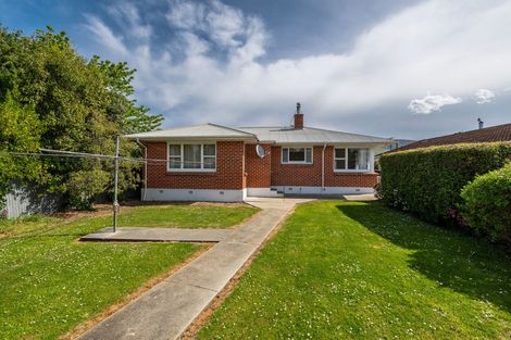 Photo of property in 2 Grace Street, Waimate, 7924