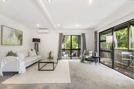 Photo of property in 2/16 Duncan Avenue, Te Atatu South, Auckland, 0610