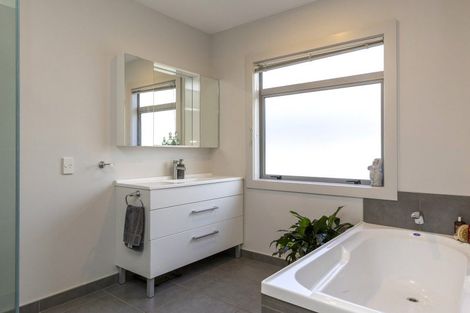 Photo of property in 3 Harling Close, Nukuhau, Taupo, 3330