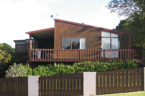 Photo of property in 61 Anich Road, Massey, Auckland, 0614