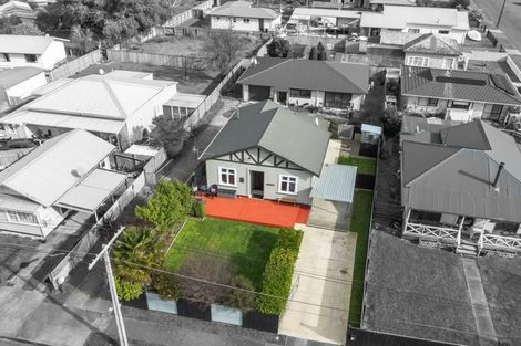 Photo of property in 16 Aorangi Street, Feilding, 4702