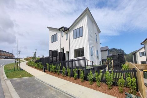 Photo of property in 17 Bee Lane, Whitby, Porirua, 5024