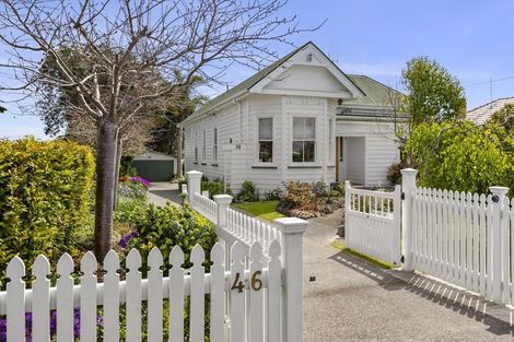 Photo of property in 46 Forest Lake Road, Forest Lake, Hamilton, 3200