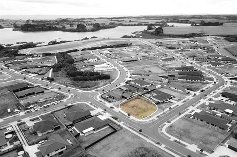 Photo of property in 6 Dame Nganeko Drive, Glenbrook, 2681