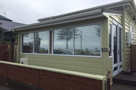 Photo of property in 407 Marine Parade, South New Brighton, Christchurch, 8062