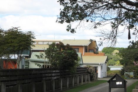 Photo of property in 122 Harbour Road, Ohope, 3121