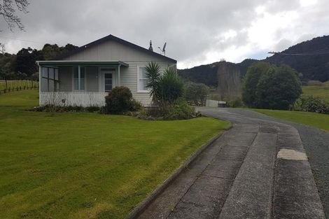 Photo of property in 1883 Whangarei Heads Road, Whangarei Heads, 0174