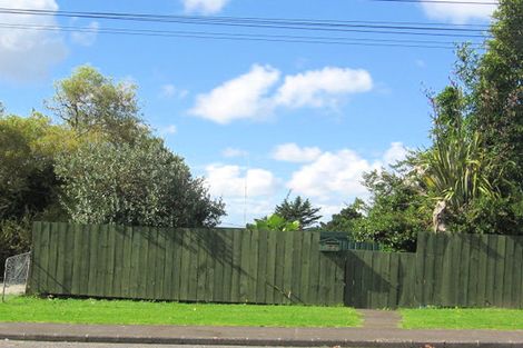 Photo of property in 2/58 Pleasant Road, Glen Eden, Auckland, 0602