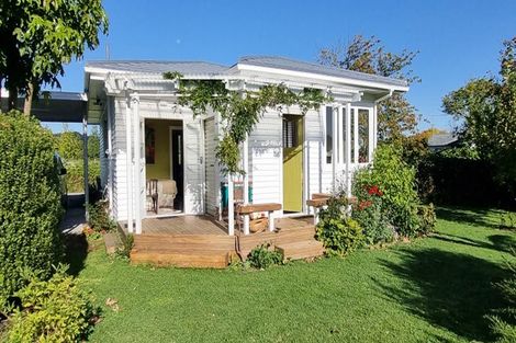 Photo of property in 15 Victoria Avenue, Wairoa, 4108