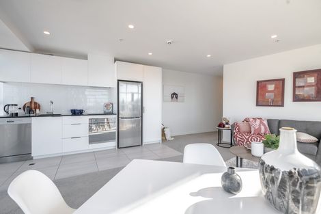 Photo of property in Pinnacle On Victoria, 1401/160 Victoria Street, Te Aro, Wellington, 6011