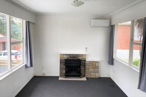 Photo of property in 194 Don Buck Road, Massey, Auckland, 0614