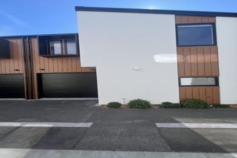 Photo of property in 5/130 Holly Road, St Albans, Christchurch, 8014