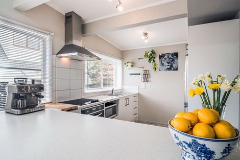 Photo of property in 1/9 Hazards Road, Weymouth, Auckland, 2103