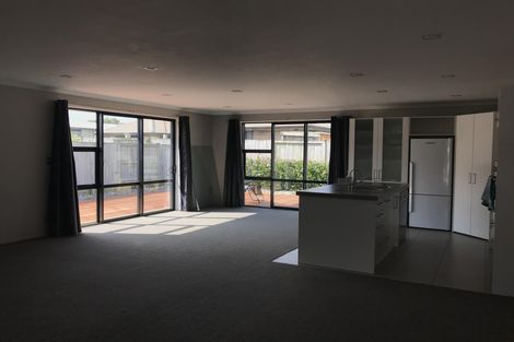 Photo of property in 14 Denham Court, Flagstaff, Hamilton, 3210