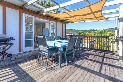 Photo of property in 210 Given Avenue, Whangamata, 3620