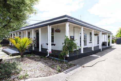 Photo of property in 8 Victoria Street, Carterton, 5713