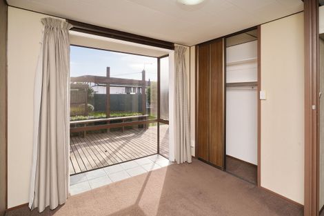 Photo of property in 49 Oldwood Street, Bishopdale, Christchurch, 8053