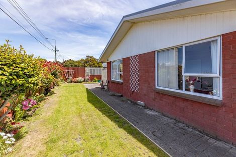 Photo of property in 1/187 Pages Road, Wainoni, Christchurch, 8061
