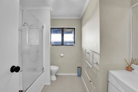 Photo of property in 15b Jade Place, Bell Block, New Plymouth, 4312