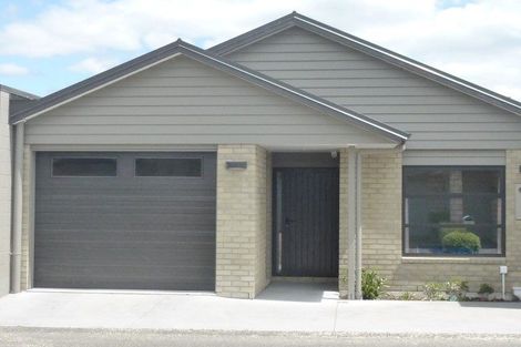 Photo of property in 52 Scoria Close, Pyes Pa, Tauranga, 3112