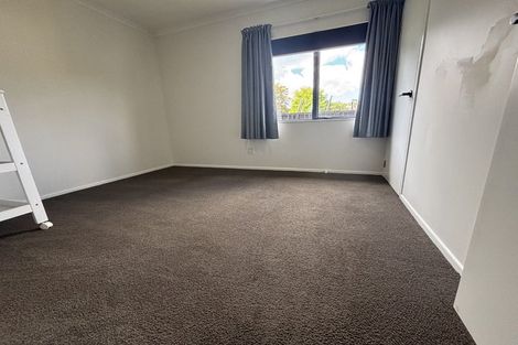 Photo of property in 20 Wallace Road, Ranui, Auckland, 0612