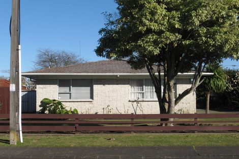 Photo of property in 2/25 Scott Road, Papakura, 2110