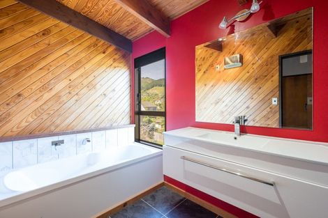 Photo of property in 13 Farnham Drive, Richmond, 7020