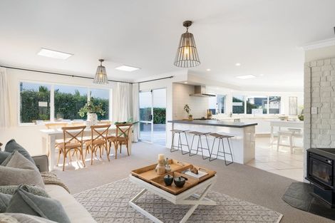Photo of property in 446 Oceanbeach Road, Mount Maunganui, 3116