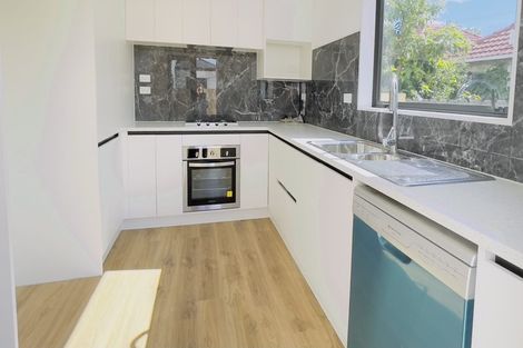 Photo of property in 127b Russell Road, Manurewa, Auckland, 2102