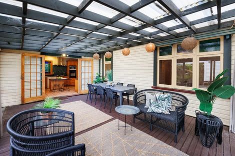 Photo of property in 4 Regent Street, Palmerston North, 4414
