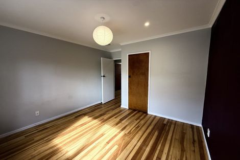 Photo of property in 87 Taurus Crescent, Beach Haven, Auckland, 0626
