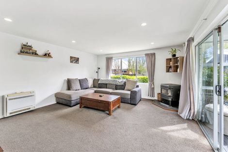 Photo of property in 20 Four Elms Place, Parklands, Christchurch, 8083