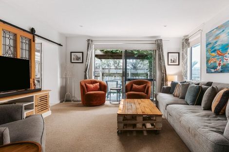 Photo of property in 3 Taioma Close, Papamoa, 3118